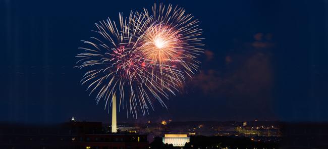 070219fireworks31000