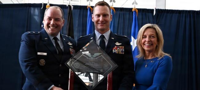 Guard Pilot Receives Prestigious Shine Award